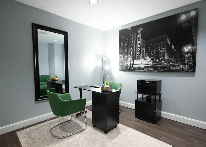 The Buckingham Hotel 3*