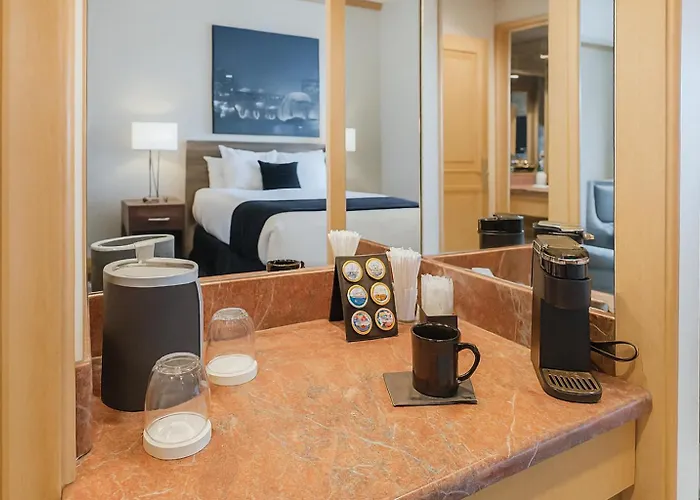 Hotel The Buckingham 3*